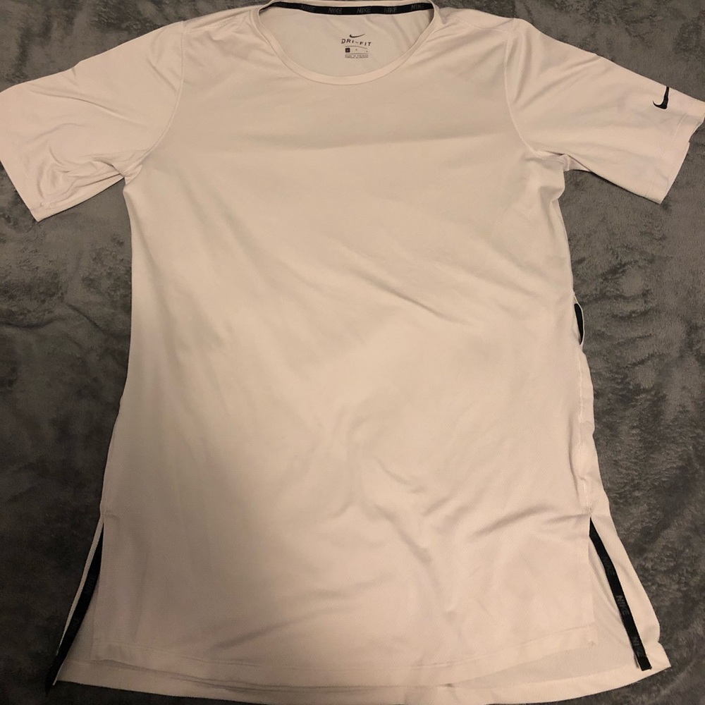 Nike off white dry fit shirt